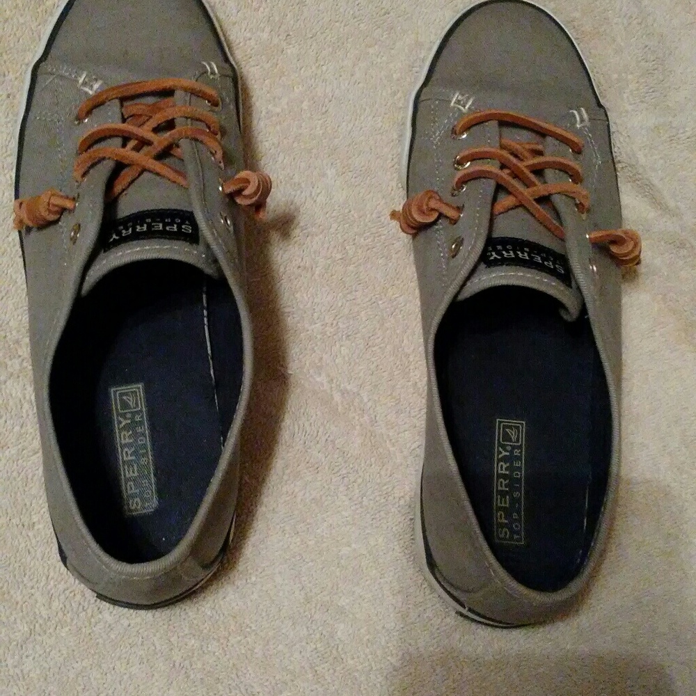 Womens sperry shoes